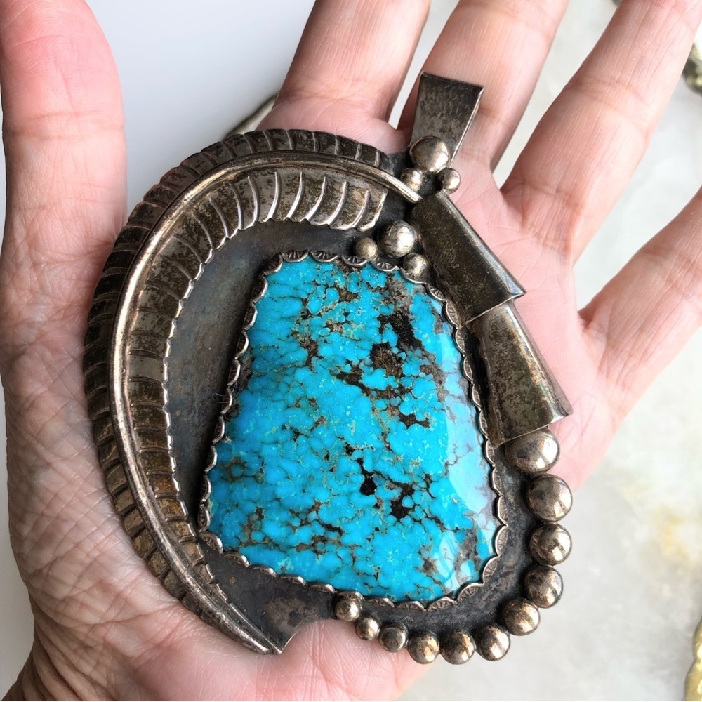 Vintage Native American Signed Navaho Sterling Silver Turquoise Nugget Pendant - Picture 8 of 11